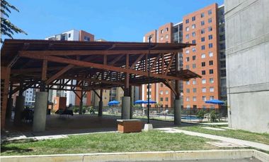 APARTAMENTO VALLE DEL LILI PRIMER PISO CON PARQUEADERO VENTA   CALI