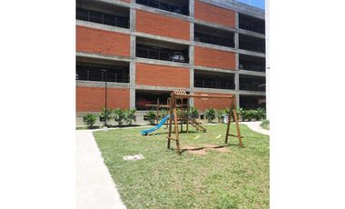APARTAMENTO VALLE DEL LILI PRIMER PISO CON PARQUEADERO VENTA   CALI