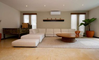 ÚNICA Y EXCEPCIONAL CASA DENTRO DE COMUNIDAD CERRADA