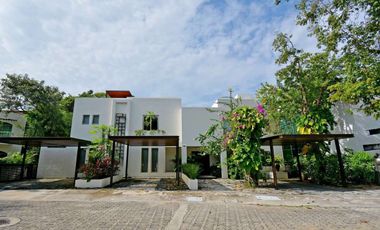 ÚNICA Y EXCEPCIONAL CASA DENTRO DE COMUNIDAD CERRADA