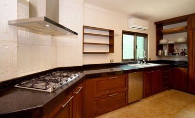 ÚNICA Y EXCEPCIONAL CASA DENTRO DE COMUNIDAD CERRADA