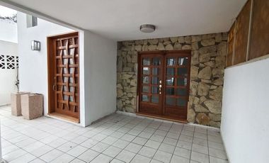 Casa en Renta Jardín de las Puentes