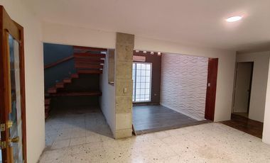 Casa en Renta Jardín de las Puentes