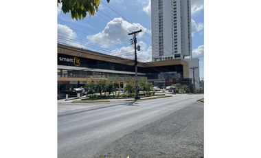 TERRENO COMERCIAL EN LA 12 DE OCTUBRE EN VENTA