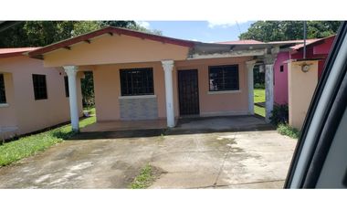 SE ALQUILA CASA EN LA PEÑA SANTIAGO
