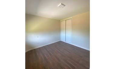 Chalet 4 dormitorios barrio privado Las Golondrinas