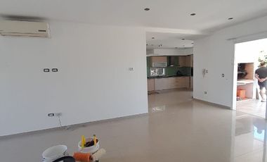 Casa en alquiler en Altos de Hudson II