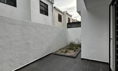 CASA EN VENTA- VENTURA DE ASIS