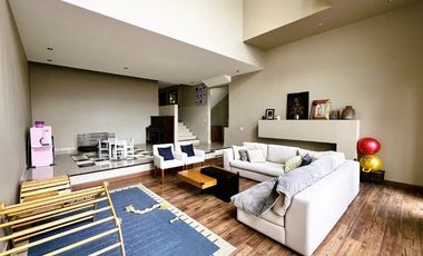 VENTA CASA EN LOMAS COUNTRY CLUB