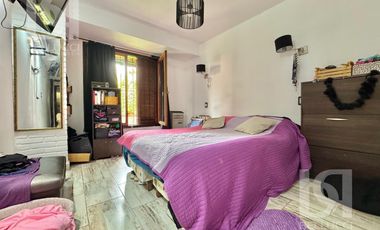 Casa de 3 ambientes zona Los Pinares en VENTA