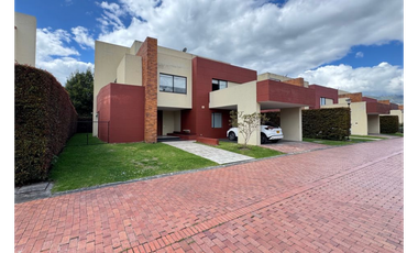 Espectácular casa en Venta Cajicá
