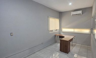 Oficina con bodega en venta en Chuminópolis