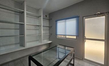 Oficina con bodega en venta en Chuminópolis
