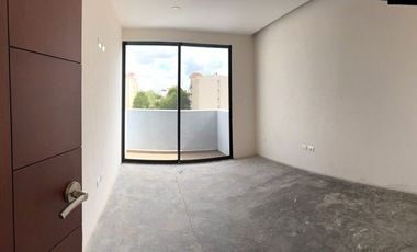 PENTHOUSE EN VENTA CON DOBLE SEGURIDAD EN LOMAS VERDES, NAUCALPAN DE JUÁREZ