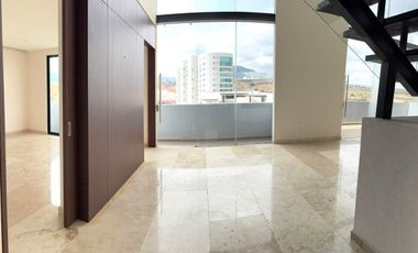 PENTHOUSE EN VENTA CON DOBLE SEGURIDAD EN LOMAS VERDES, NAUCALPAN DE JUÁREZ