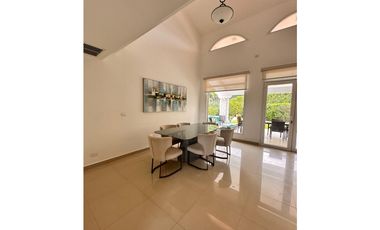 Se Vende Espectacular Casa En Tucan Country Club
