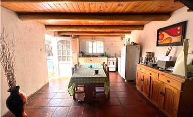Venta Casa 3 dormitorios con Cochera y Patio