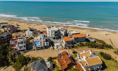 DEPARTAMENTOS FRENTE AL MAR CERCIS!! DEPTO 1°B