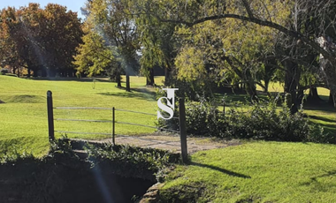Hermoso Chalet a la Venta en Coutry Club las Praderas de Lujan