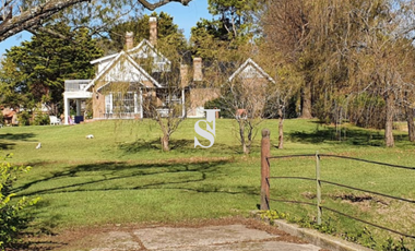 Hermoso Chalet a la Venta en Coutry Club las Praderas de Lujan
