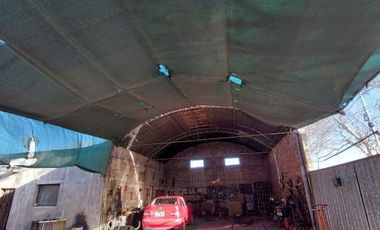 Se vende casa + galpón comercial céntrico