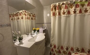 Casa en Arriendo en Casa ideal para uso comercial - Calle Serrano a pasos de Regimiento
