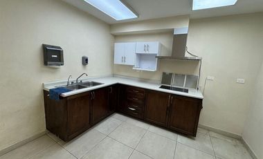 Bodega comercial en venta en  Ave. Nogalar en San Nicolás