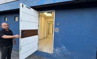 Bodega comercial en venta en  Ave. Nogalar en San Nicolás