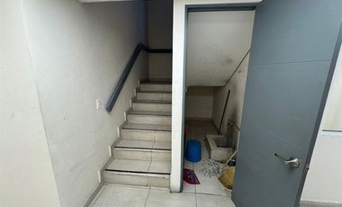 Bodega comercial en venta en  Ave. Nogalar en San Nicolás