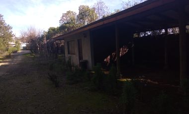 VENTA DE TERRENO CON CASAS