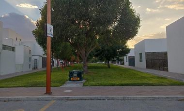 LOFT amueblado para ejecutivo, profesionista o estudiante en KIIn Residencial, Celaya, GTO.