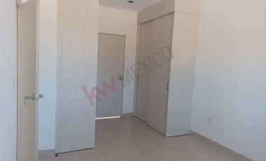 CASA NUEVA DE UNA SOLA PLANTA EN FRACCIONAMIENTO CON AMENIDADES DE LUJO