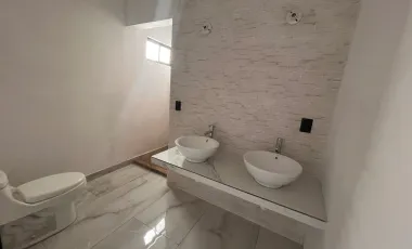 Casa en venta en Rincón de los Encinos, Saltillo, Coahuila de Zaragoza