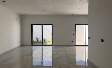 Casa en venta en Rincón de los Encinos, Saltillo, Coahuila de Zaragoza
