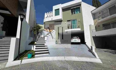 CASA EN VENTA CONDOMINIO LOMA REAL