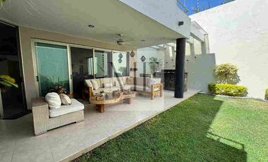CASA EN VENTA CONDOMINIO LOMA REAL
