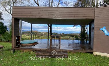 Casa con vista y acceso al Lago Ranco