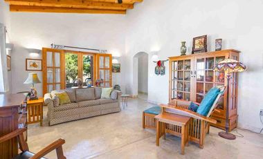 Casa Clásica Todos Santos