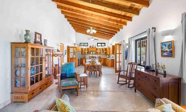 Casa Clásica Todos Santos