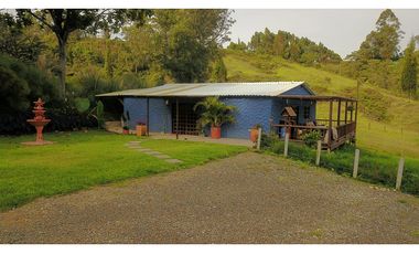 Alquiler De Casa Campestre Semi amoblada En Guarne