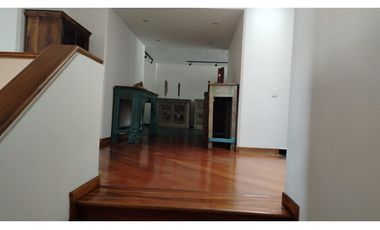 LOCAL EN ARRIENDO, SECTOR PEPE SIERRA, EXCELENTE UBICACION
