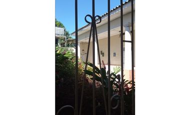 CASA EN VENTA EN EL CENTRO DE FONSECA, LA GUAJIRA