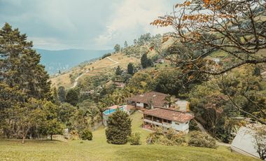 Finca en venta vereda el Jardín en Medellín