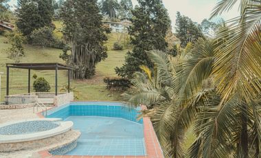 Finca en venta vereda el Jardín en Medellín