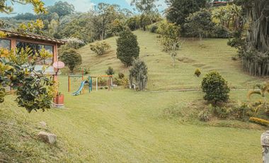 Finca en venta vereda el Jardín en Medellín