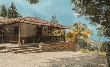 Finca en venta vereda el Jardín en Medellín