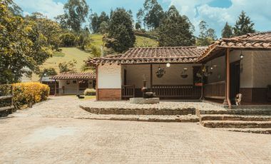 Finca en venta vereda el Jardín en Medellín