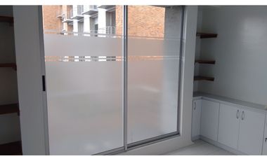 ARRIENDO O VENDO OFICINA CONSULTORIO OFICHIA 41 M2 CHA