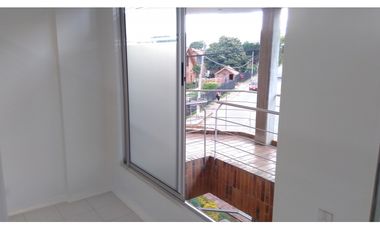 ARRIENDO O VENDO OFICINA CONSULTORIO OFICHIA 41 M2 CHA