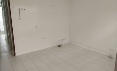 ARRIENDO O VENDO OFICINA CONSULTORIO OFICHIA 41 M2 CHA